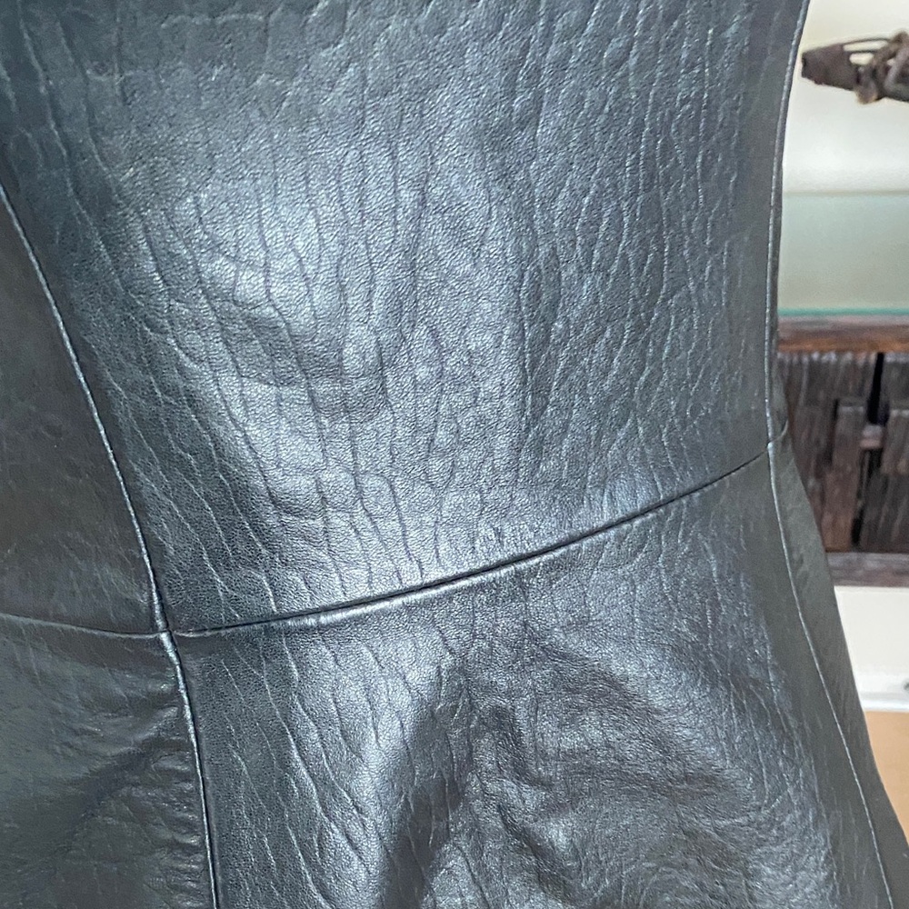Black 100 Percent Leather Strapless Women's Top - Picture 4 of 6